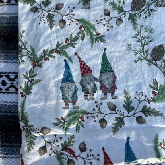 Pottery Barn King size Forest Gnome bedsheet set - Picture 10 of 10
